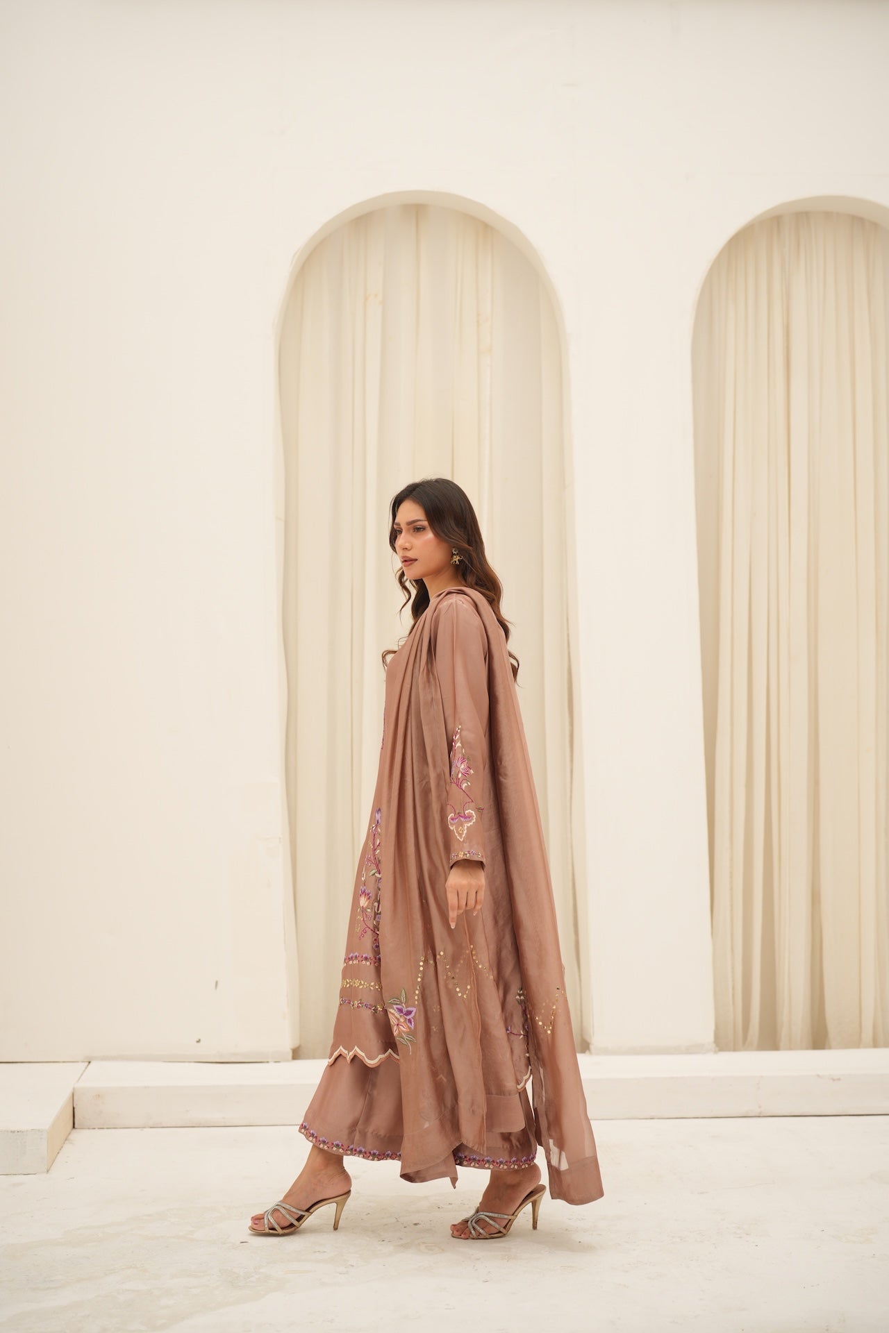 Alveena